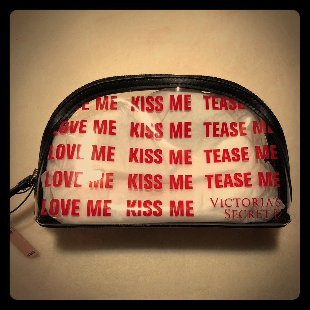 NWT Victoria’s Secret Pouch Travel Makeup Bag